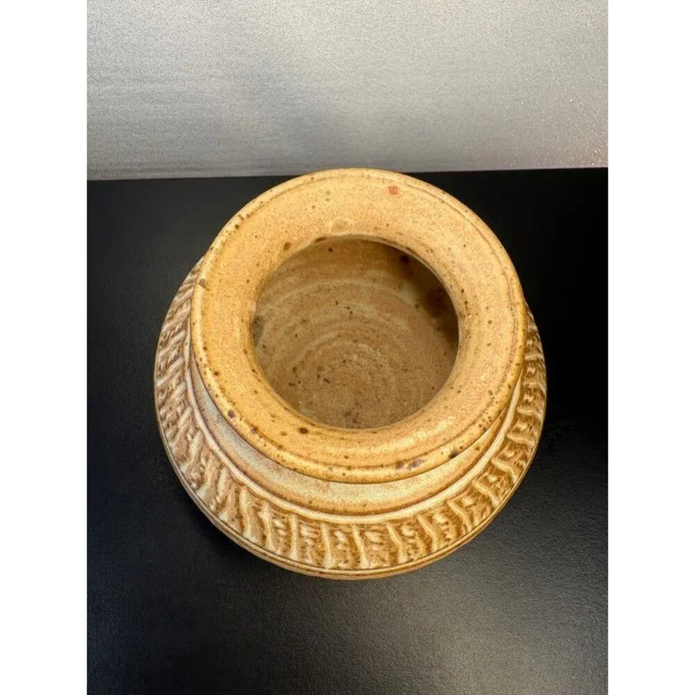 Studio Pottery Squat Vase Carved Band Speckled Ash Glaze Stamped Signed